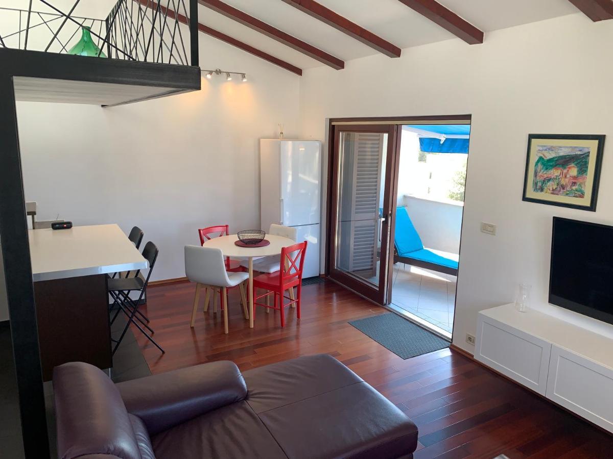 Seaside Apartments Petar Đảo Krk Ngoại thất bức ảnh