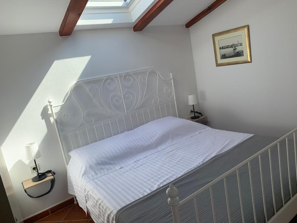 Seaside Apartments Petar Đảo Krk Ngoại thất bức ảnh