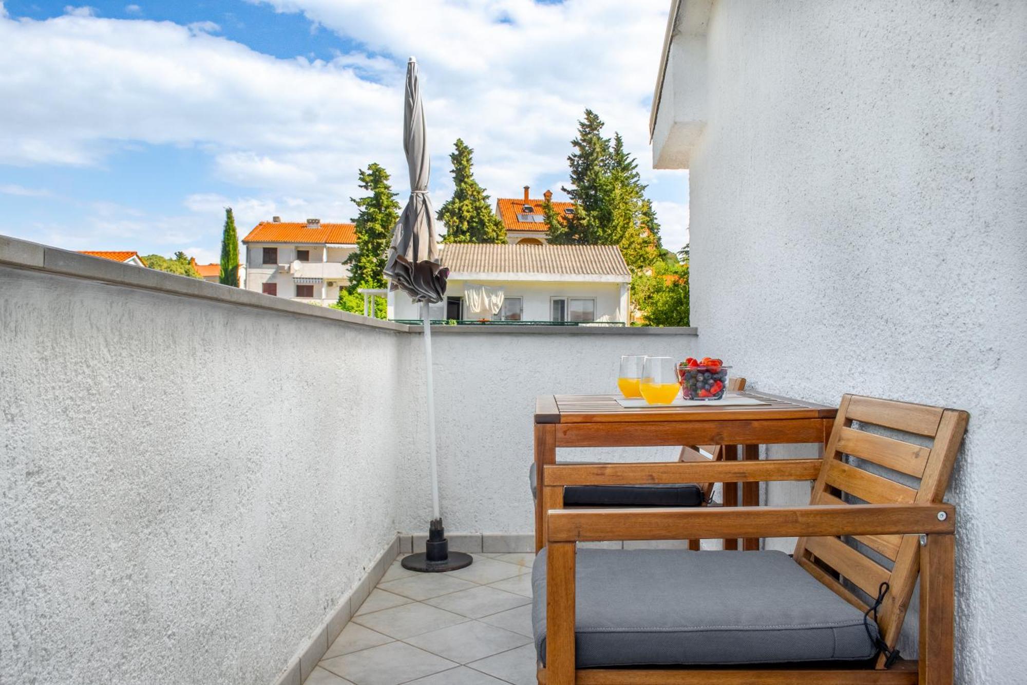 Seaside Apartments Petar Đảo Krk Ngoại thất bức ảnh