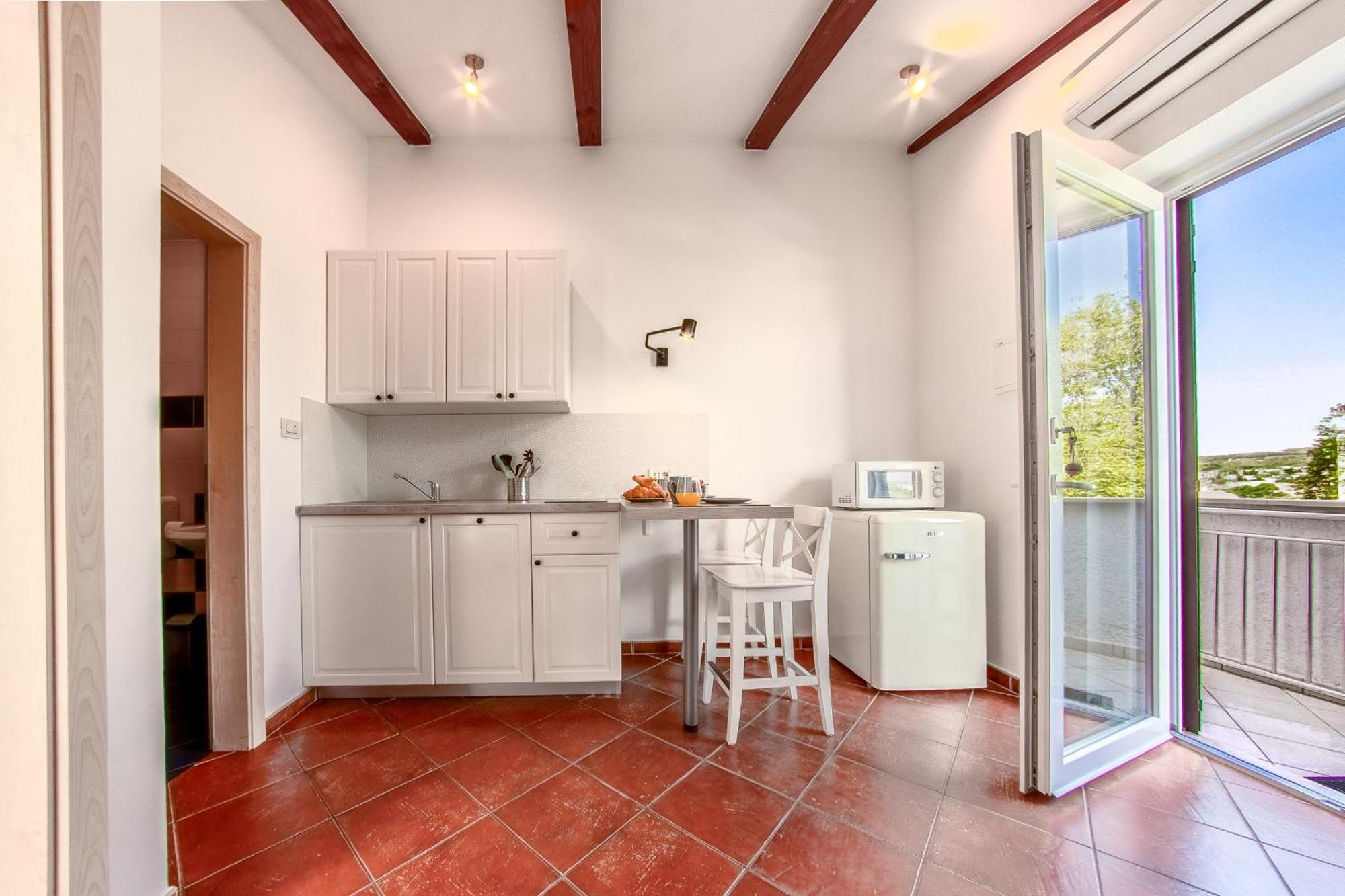 Seaside Apartments Petar Đảo Krk Ngoại thất bức ảnh